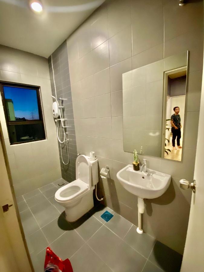 Faizal Madhi Homestay クチン エクステリア 写真