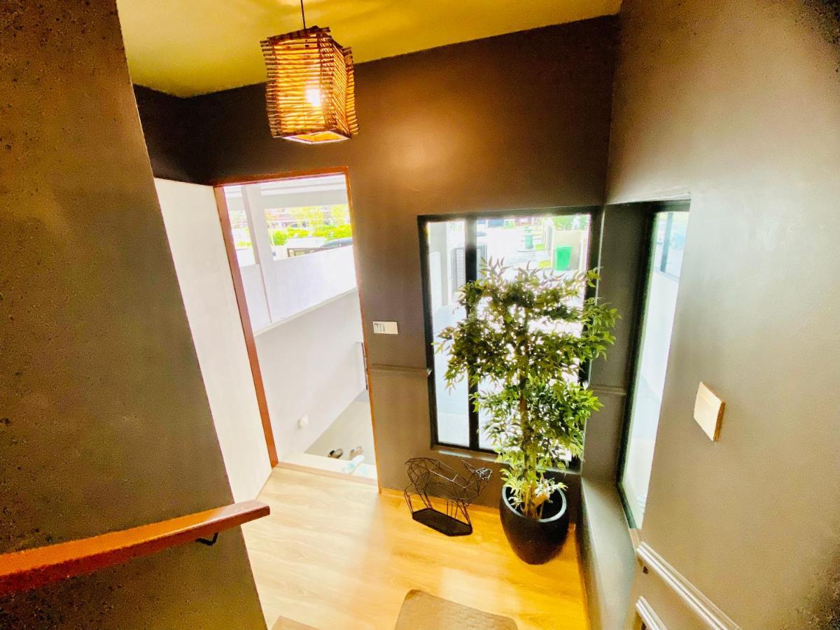 Faizal Madhi Homestay クチン エクステリア 写真